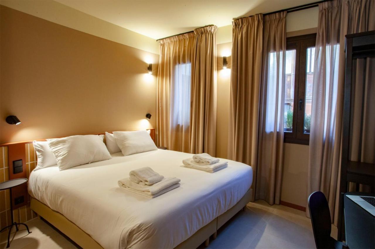 Casa Y Fonda 1888 Hotel Alcala de Henares Ngoại thất bức ảnh